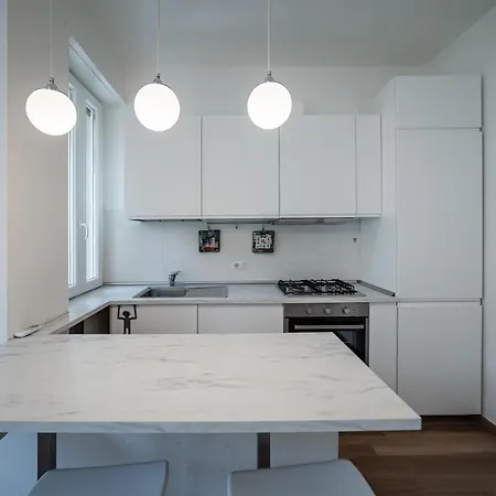 Ray 6 Navigli * Mailand